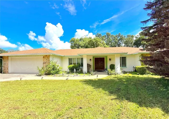 Single family home for sale at 1111 W Wekiva Trl, Longwood, FL 32779 | MLS# O6439319 | Listing updated on 2026-09-19