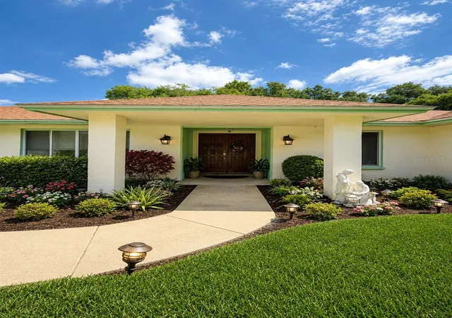 Photo 4 of Single family home for sale at 1111 W Wekiva Trl, Longwood, FL 32779 | MLS# O6439319 | Listing updated on 2026-09-19