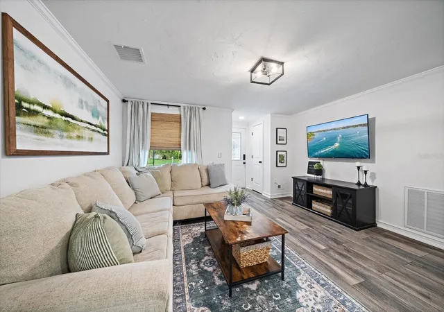 Photo 3 of Single family home for sale at 852 Acadia Rd, Venice, FL 34293 | MLS# N6145619 | Listing updated on 2026-10-21