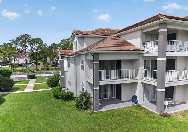 Photo 2 of Condo for sale at 14013 Fairway Is Dr #428, Orlando, FL 32837 | MLS# O6439322 | Listing updated on 2026-09-05