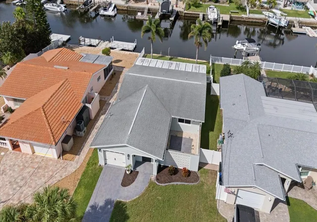 Photo 2 of Single family home for sale at 3961 Headsail Dr, New Port Richey, FL 34652 | MLS# W7889230 | Listing updated on 2026-09-11