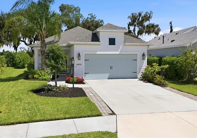 Photo 2 of Single family home for sale at 10528 Crooked Crk Ct, Parrish, FL 34219 | MLS# A4705145 | Listing updated on 2026-10-26