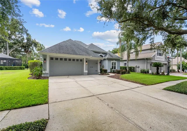 Photo 2 of Single family home for sale at 5924 Cherry Oak Dr, Valrico, FL 33596 | MLS# TB8545761 | Listing updated on 2026-10-05