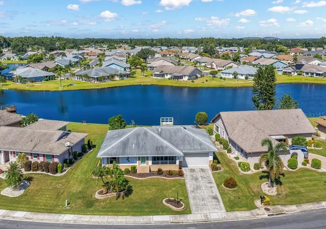 Photo 2 of Single family home for sale at 1519 Fort Duquesna Dr, Sun City Center, FL 33573 | MLS# TB8545763 | Listing updated on 2026-10-07