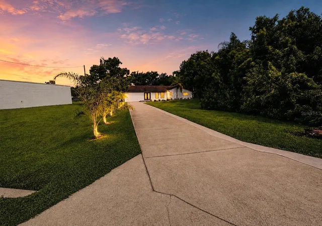 Photo 1 of Single family home for sale at 20 2nd Avenue Se, Lutz, FL 33549 | MLS# TB8545766 | Listing updated on 2026-09-09