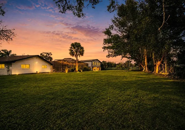 Photo 3 of Single family home for sale at 20 2nd Avenue Se, Lutz, FL 33549 | MLS# TB8545766 | Listing updated on 2026-09-30