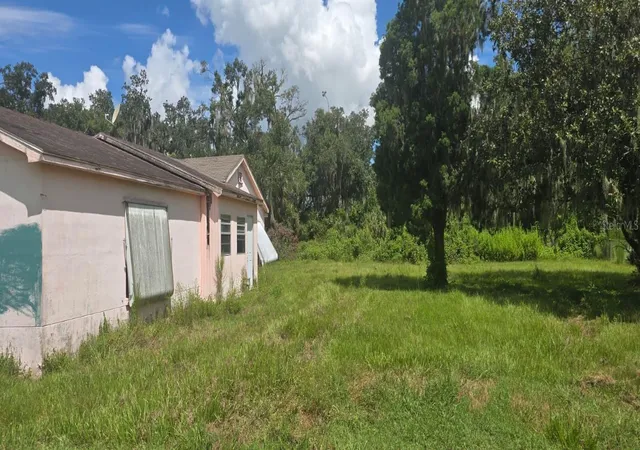 Photo 3 of Single family home for sale at 4511 E Keysville Rd, Lithia, FL 33547 | MLS# TB8545767 | Listing updated on 2026-10-03
