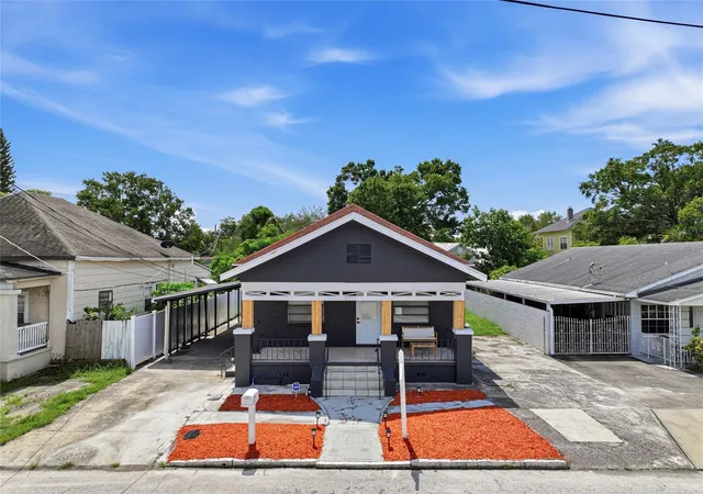 Photo 3 of Single family home for sale at 2217 Corrine St, Tampa, FL 33605 | MLS# TB8545769 | Listing updated on 2026-10-03