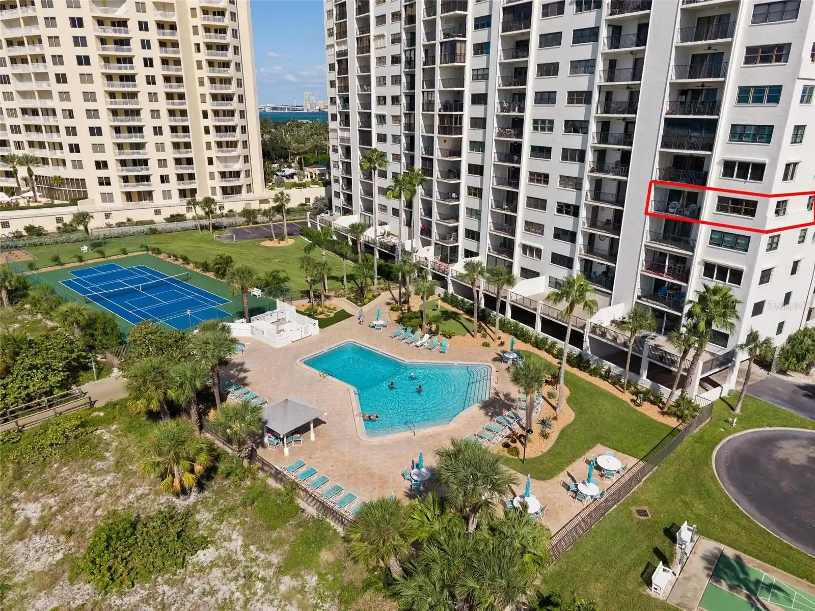 Listing Photo 1 - Condo for sale in 1230 Gulf Blvd located at 1230 Gulf Blvd, Clearwater, FL 33767 - Unit #601