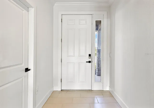 Photo 4 of Single family home for sale at 5211 Tannin Ln, Bradenton, FL 34211 | MLS# A4705147 | Listing updated on 2026-09-19
