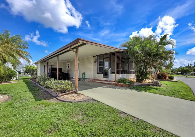 Manufactured home for sale at 2100 Kings Hwy #644, PORT CHARLOTTE, FL 33980 | MLS# C7530397
