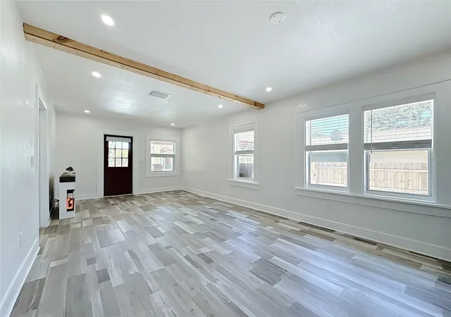 Photo 3 of Single family home for sale at 1435 Prescott St S, Saint Petersburg, FL 33712 | MLS# TB8545794 | Listing updated on 2026-10-26