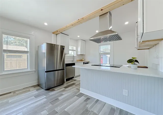 Photo 4 of Single family home for sale at 1435 Prescott St S, Saint Petersburg, FL 33712 | MLS# TB8545794 | Listing updated on 2026-10-26