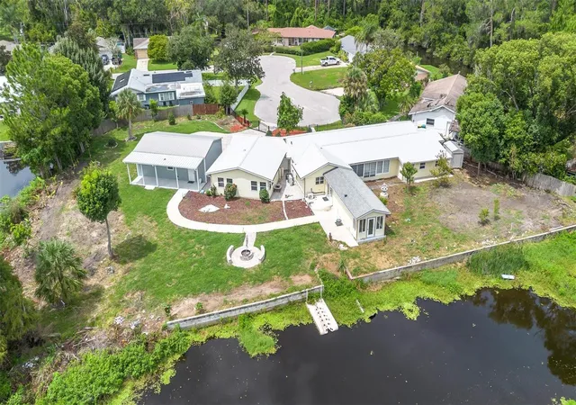 Photo 2 of Single family home for sale at 507 Phyllis Cir, Eustis, FL 32726 | MLS# O6439349 | Listing updated on 2026-09-05