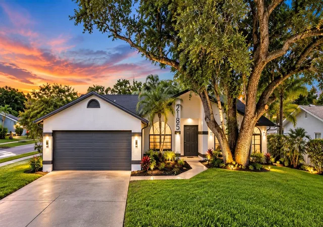 Photo 1 of Single family home for sale at 2185 Little Brk Ln, Clearwater, FL 33763 | MLS# TB8545796 | Listing updated on 2026-10-20
