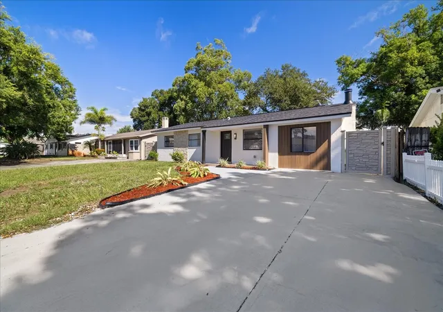 Photo 2 of Single family home for sale at 8231 82nd Avenue, Seminole, FL 33777 | MLS# TB8545797 | Listing updated on 2026-09-05