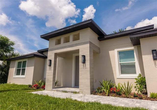 Photo 2 of Single family home for sale at 17 E Geneva St, Ocoee, FL 34761 | MLS# O6439351 | Listing updated on 2026-09-19