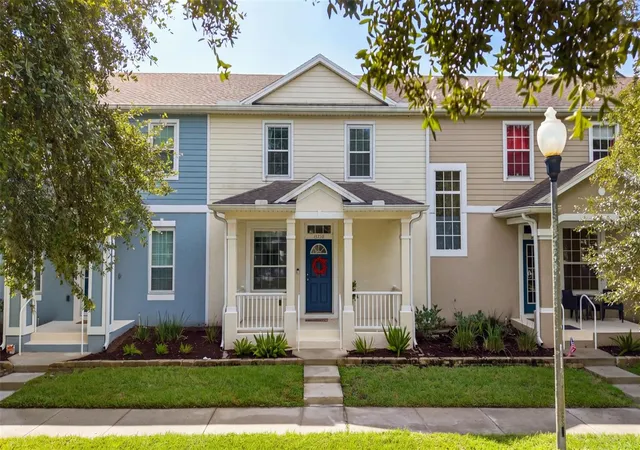 Photo 26 of Townhouse for sale at 13730 Lensdale Ln, Windermere, FL 34786 | MLS# O6439354 | Listing updated on 2026-09-05