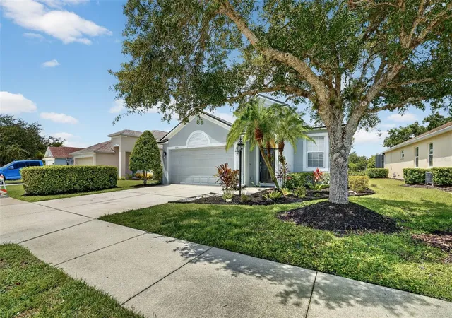 Photo 2 of Single family home for sale at 6218 Blackdrum Ct, Bradenton, FL 34202 | MLS# A4705153 | Listing updated on 2026-09-05