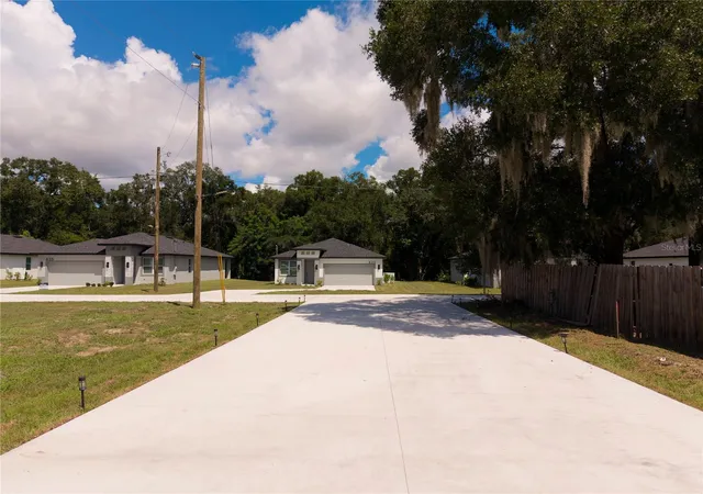 Photo 26 of Single family home for sale at 423 E 13th Street, APOPKA, FL 32703 | MLS# O6439363 | Listing updated on 2026-10-06