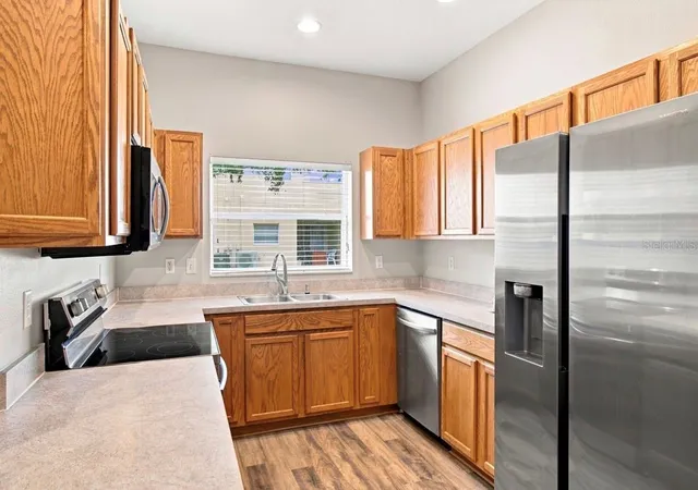 Photo 4 of Townhouse for sale at 9904 Venetian River Way, Tampa, FL 33619 | MLS# TB8545815 | Listing updated on 2026-10-17