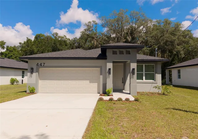 Photo 1 of Single family home for sale at 447 E 13th Street, Apopka, FL 32703 | MLS# O6439370 | Listing updated on 2026-10-06