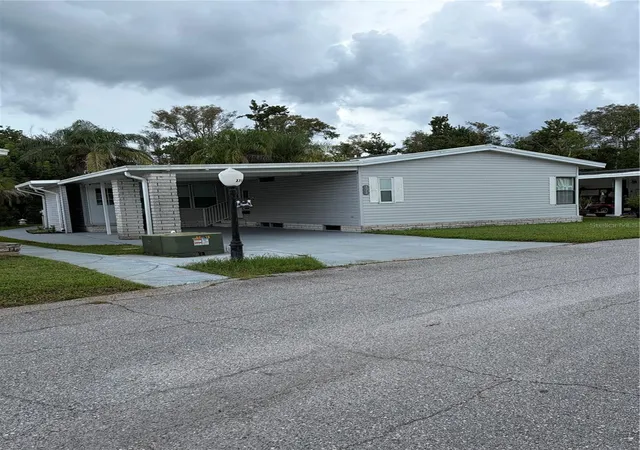 Photo 1 of Manufactured home for sale at 171 Dartmouth Dr, Haines City, FL 33844 | MLS# L4964853 | Listing updated on 2026-09-07