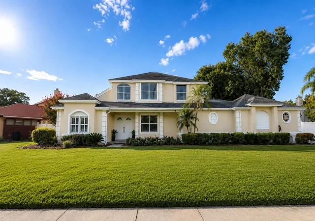 Photo 3 of Single family home for sale at 7903 Palmdale Dr, Orlando, FL 32819 | MLS# O6439378 | Listing updated on 2026-10-01