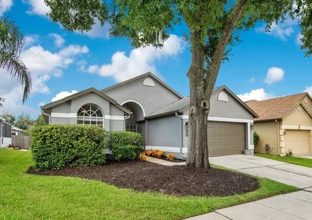 Photo 2 of Single family home for sale at 650 Regina Ln, Lake Mary, FL 32746 | MLS# O6439381 | Listing updated on 2026-10-07