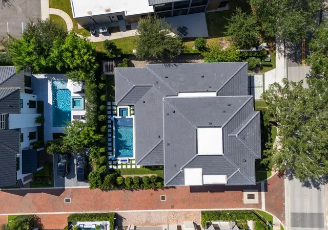 Photo 3 of Single family home for sale at 698 N New York Ave, Winter Park, FL 32789 | MLS# O6439388 | Listing updated on 2026-09-28