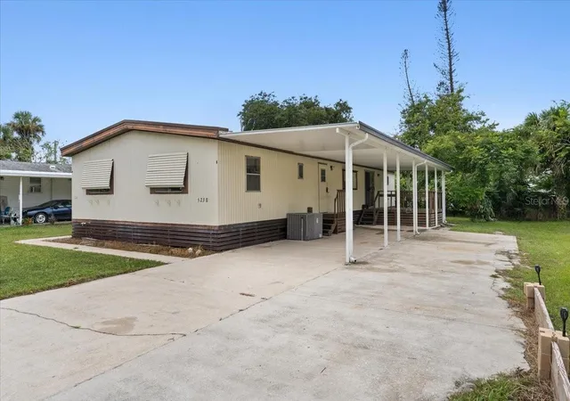 Photo 2 of Manufactured home for sale at 5238 Rogers Ave, Port Orange, FL 32127 | MLS# NS1089180 | Listing updated on 2026-09-30