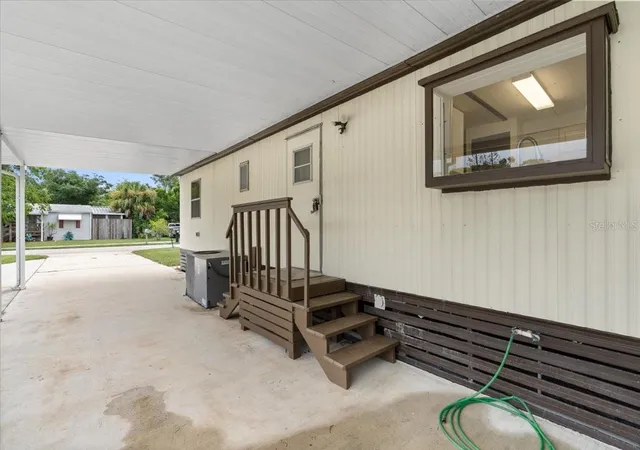Photo 3 of Manufactured home for sale at 5238 Rogers Ave, Port Orange, FL 32127 | MLS# NS1089180 | Listing updated on 2026-09-30