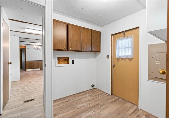 Photo 4 of Manufactured home for sale at 5238 Rogers Ave, Port Orange, FL 32127 | MLS# NS1089180 | Listing updated on 2026-09-30