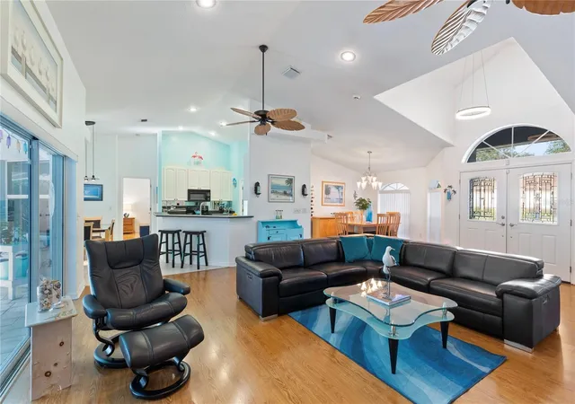 Photo 4 of Single family home for sale at 2972 Glenpark Rd, Palm Harbor, FL 34683 | MLS# TB8545876 | Listing updated on 2026-10-07
