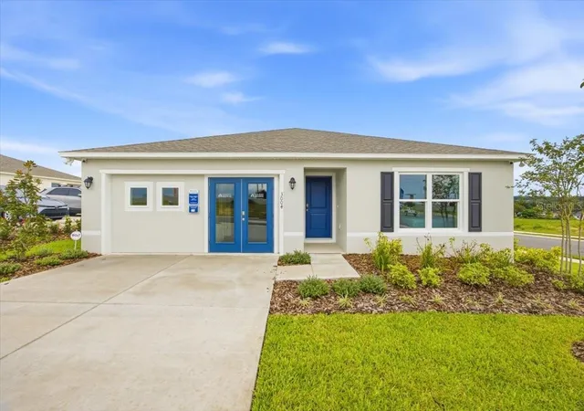Photo 1 of Single family home for sale at 3004 Cascade Cir, Lake Wales, FL 33898 | MLS# C7530405 | Listing updated on 2026-09-05