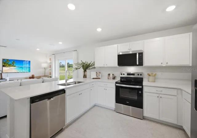 Photo 2 of Single family home for sale at 3004 Cascade Cir, Lake Wales, FL 33898 | MLS# C7530405 | Listing updated on 2026-09-05