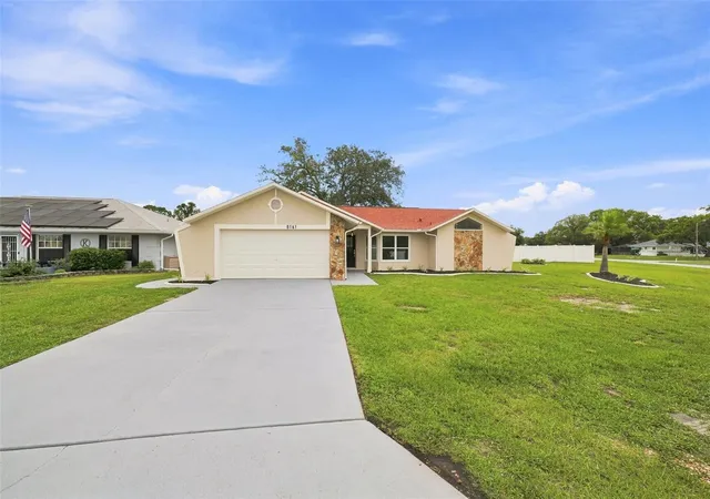Photo 2 of Single family home for sale at 8161 Shalom Dr, Spring Hill, FL 34606 | MLS# W7889240 | Listing updated on 2026-09-08