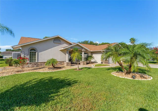 Photo 3 of Single family home for sale at 13446 Newcastle Ave, Spring Hill, FL 34609 | MLS# W7889241 | Listing updated on 2026-09-06