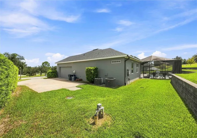 Photo 3 of Single family home for sale at 3532 Ridge View Ln, Lake Wales, FL 33898 | MLS# S5156992 | Listing updated on 2026-09-21