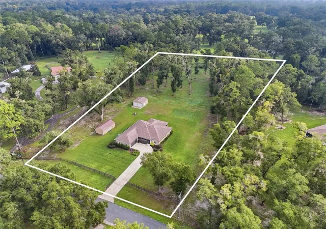 Photo 4 of Single family home for sale at 16 Lakeside Dr, Ocala, FL 34482 | MLS# GC543277 | Listing updated on 2026-09-18