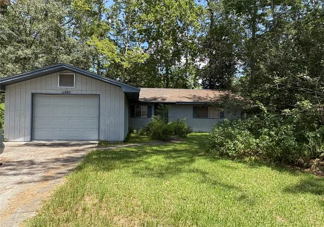 Photo 1 of Sale Pending at 4113 Nw Alpine Dr, Gainesville, FL 32605 | MLS# OM731761 | Listing updated on 2026-10-05