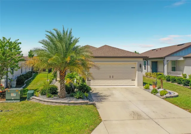 Photo 1 of Single family home for sale at 8413 Sw 54th Loop, Ocala, FL 34481 | MLS# OM731762 | Listing updated on 2026-09-21