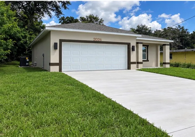 Photo 3 of Single family home for sale at 2026 Alderman Rd, Auburndale, FL 33823 | MLS# O6439429 | Listing updated on 2026-10-07
