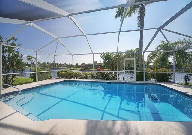 Photo 4 of Single family home for sale at 519 SE 20th Court, Cape Coral, FL 33990 | MLS# A4705183 | Listing updated on 2026-09-08