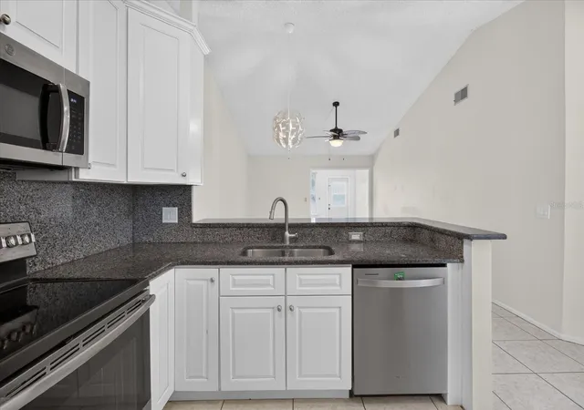 Photo 4 of House for sale at 3178 Cloverplace Dr, Palm Harbor, FL 34684 | MLS# TB8545921 | Listing updated on 2026-09-27