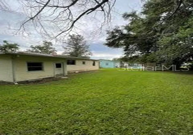 Photo 3 of Single family home for sale at 6281 Se Hames Rd, Belleview, FL 34420 | MLS# OM731773 | Listing updated on 2026-09-05