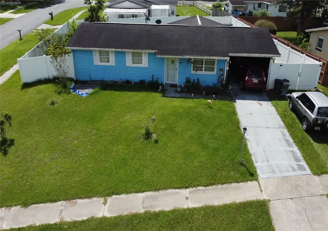 Photo 3 of Single family home for sale at 14249 SW 39th Terrace, Ocala, FL 34473 | MLS# OM731776 | Listing updated on 2026-09-17