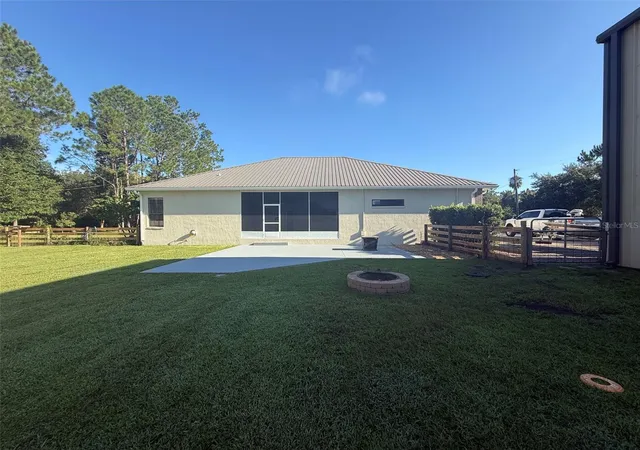 Photo 3 of Sale Pending at 6317 Barton Rd, Plant City, FL 33565 | MLS# O6439461 | Listing updated on 2026-09-22