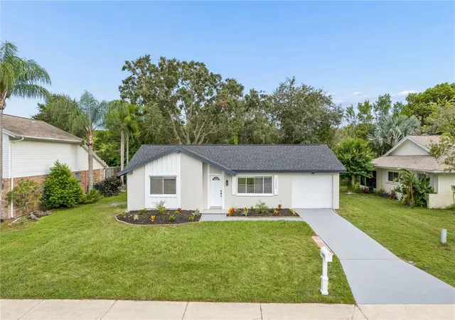 Photo 1 of Single family home for sale at 12220 Meadowbrook Ln, Hudson, FL 34667 | MLS# W7889247 | Listing updated on 2026-10-06