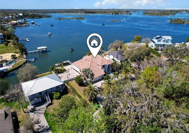 Single family home for sale at 1128 N Circle Dr, Crystal River, FL 34429 | MLS# CC842665
